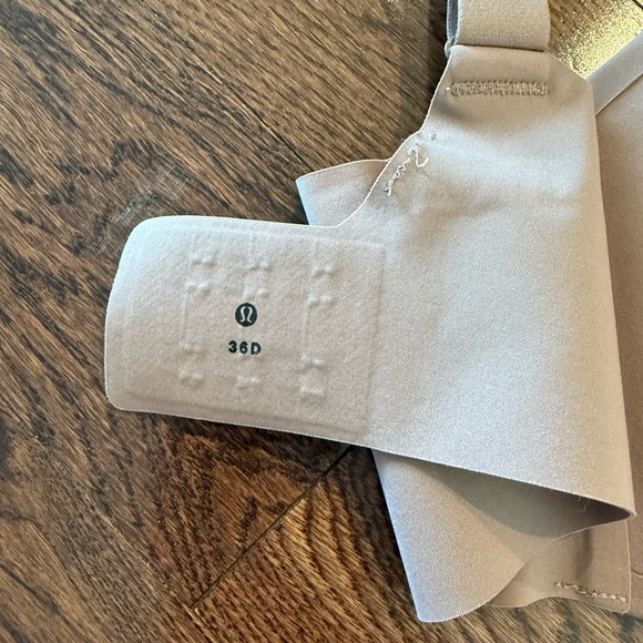 Lululemon Bra - Picture 3 of 3